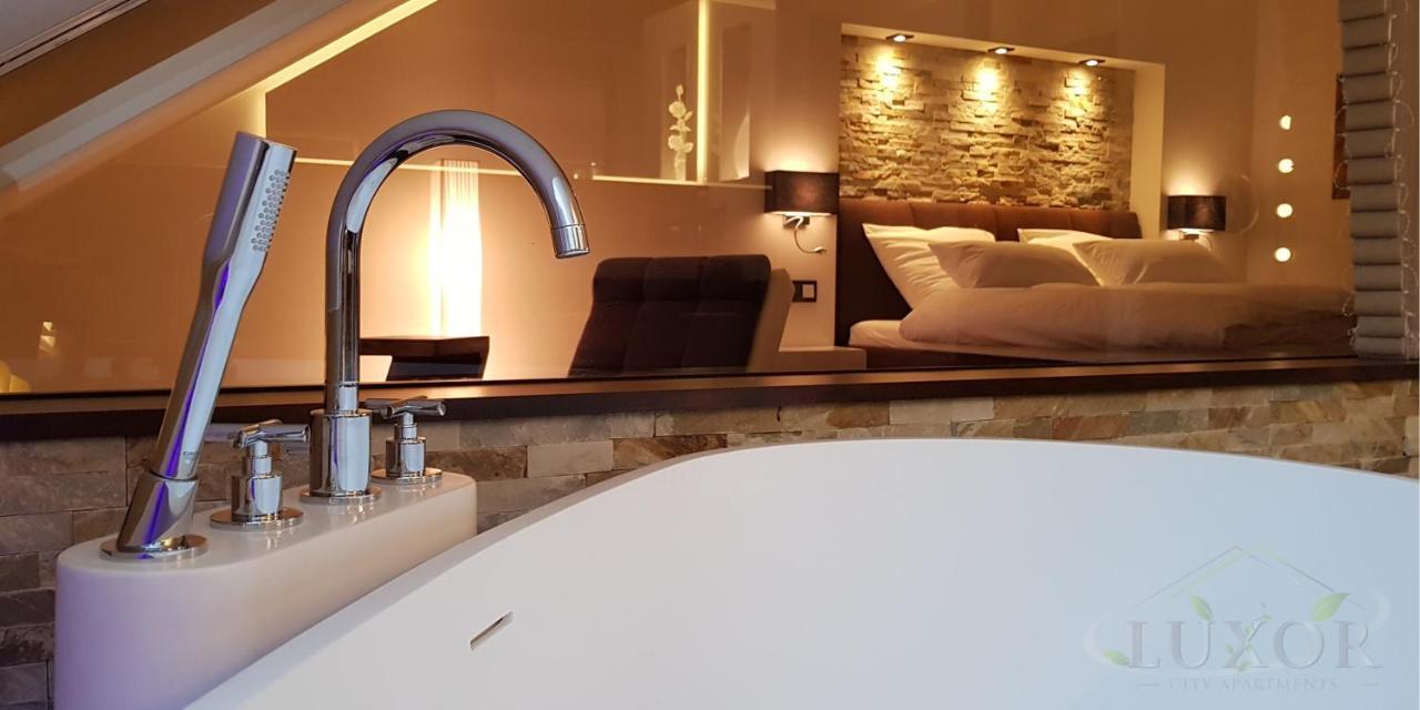 Luxor * Lienz